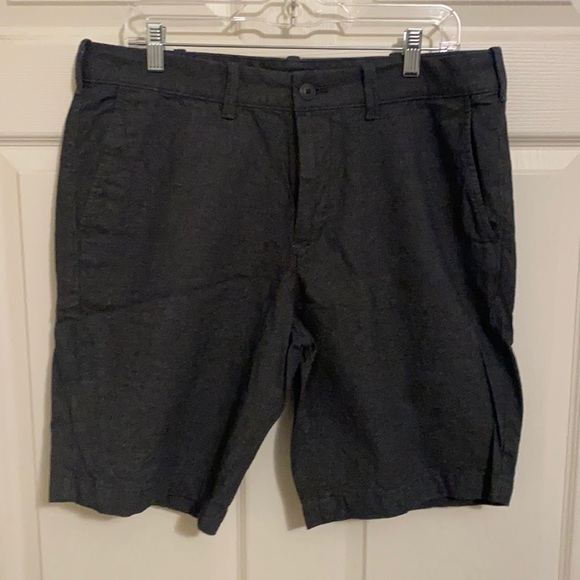 Men’s Express dress shorts like new!  34” waist - Picture 1 of 2